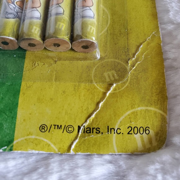 M & M pack of pencils - Picture 4 of 4